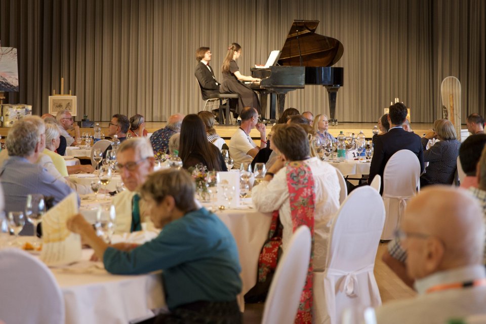 Benefit gala reunion 2026 8
